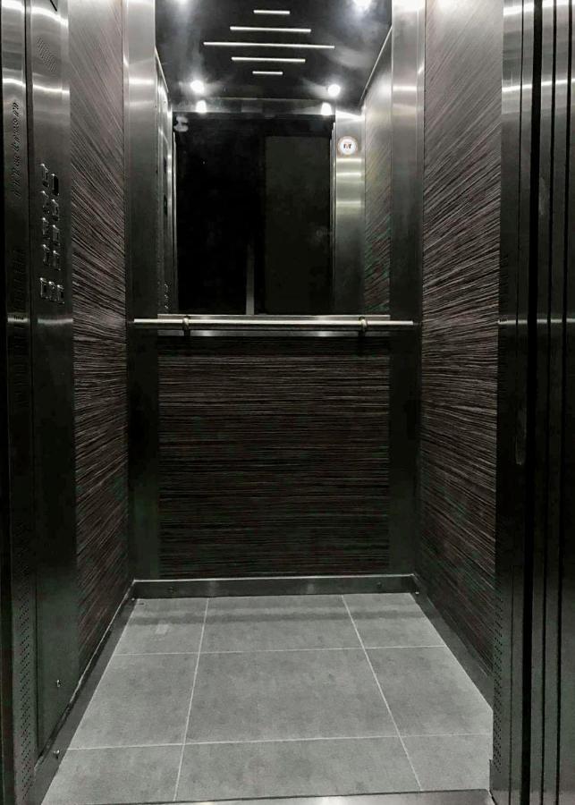 F11 Room 3, Private Room Two Single Beds Shared Bathroom In Shared Flat Msida Dış mekan fotoğraf